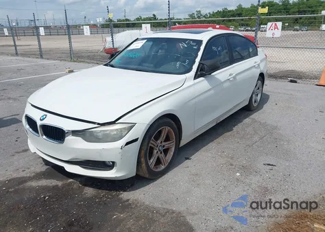 2015 BMW 320I z USA, uszkodzony, nr VIN WBA3B1C53F5A05712